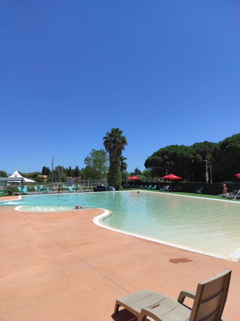 Rénovation d’une piscine avec zones balnéo dans l’Hérault