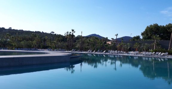 Création d’un grand espace aquatique de camping dans le Var